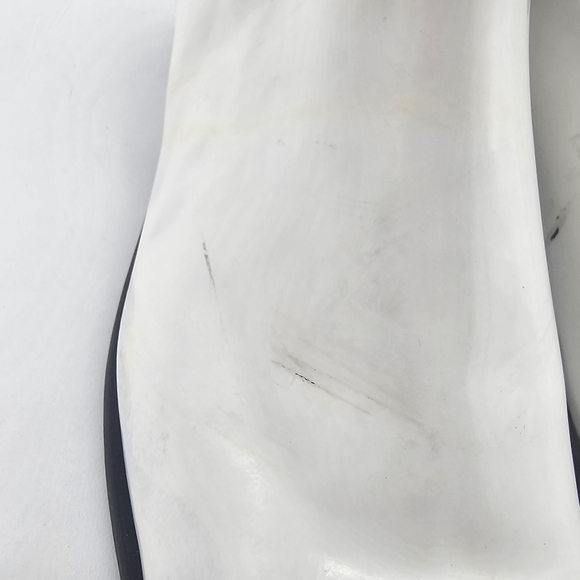 Jeffrey Campbell Emry Chelsea Boots Pointed Toe Side Panel White Leather Size 6 - Picture 10 of 16